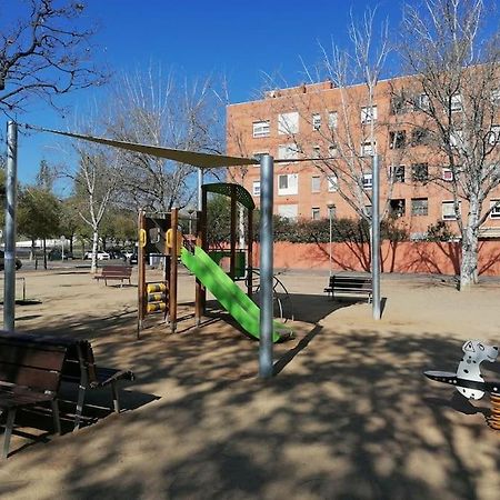 Piso Pl 2B, 20Min Plaza Cataluna Sant Adria de Besos Eksteriør bilde