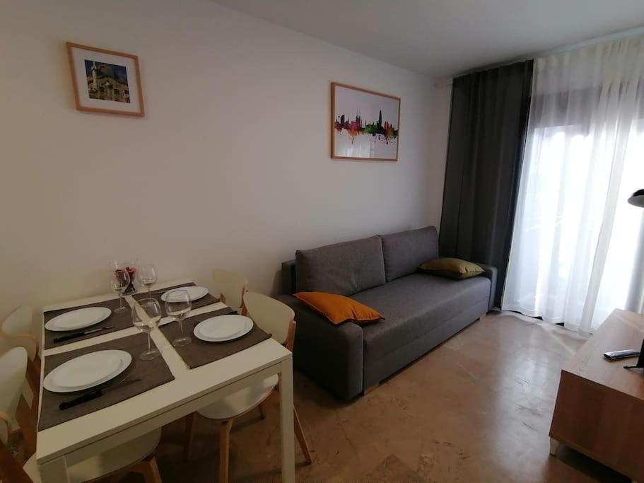 Piso Pl 2B, 20Min Plaza Cataluna Sant Adria de Besos Eksteriør bilde